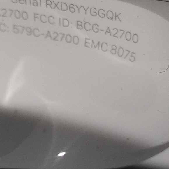 AirPods Pro 2nd Generation Charging Case *only* - Picture 8 of 8